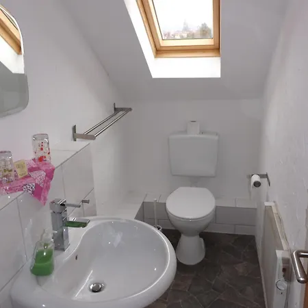 Haus Oberkassel Gasthof 2*